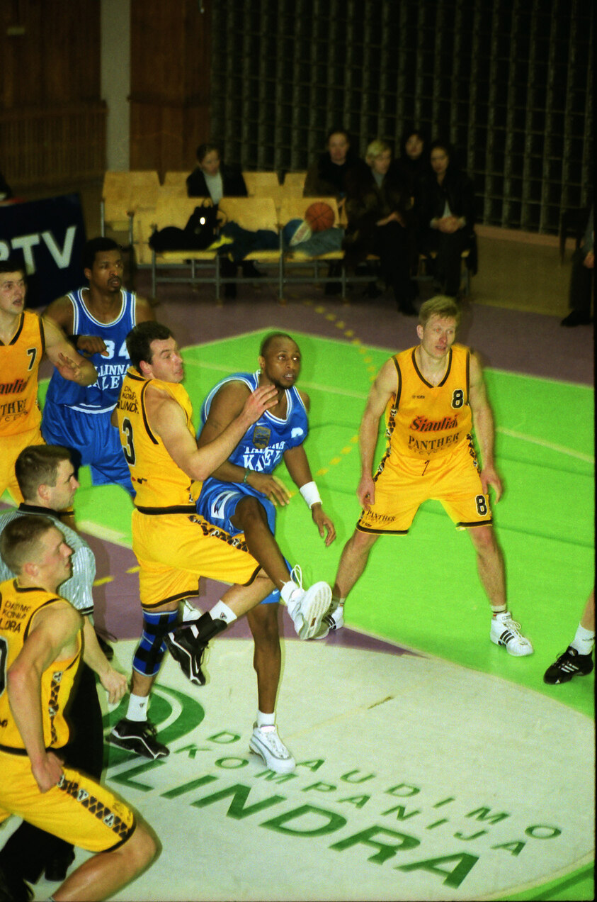 2000-12-18 Šiauliai - Kalev/Cramo