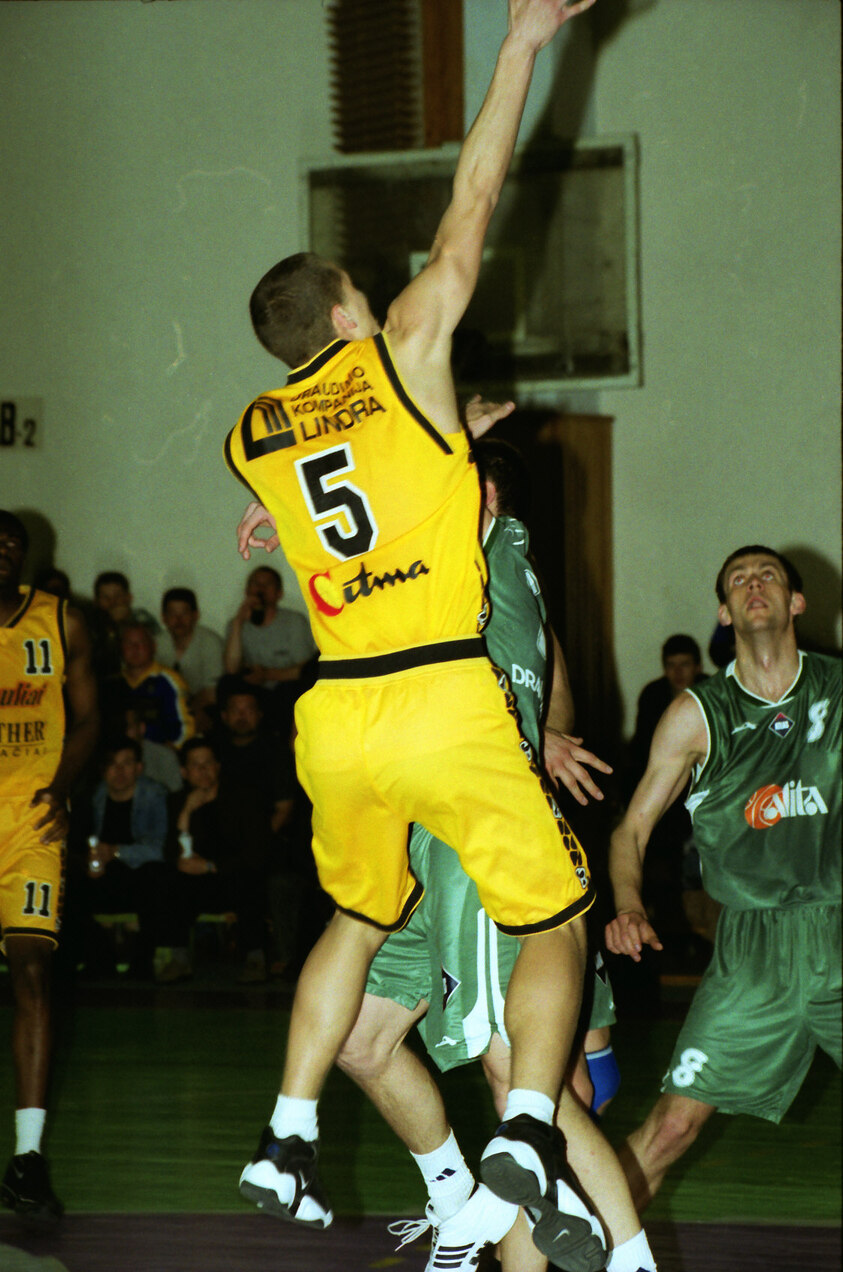 2001-05-16 Šiauliai - Alita